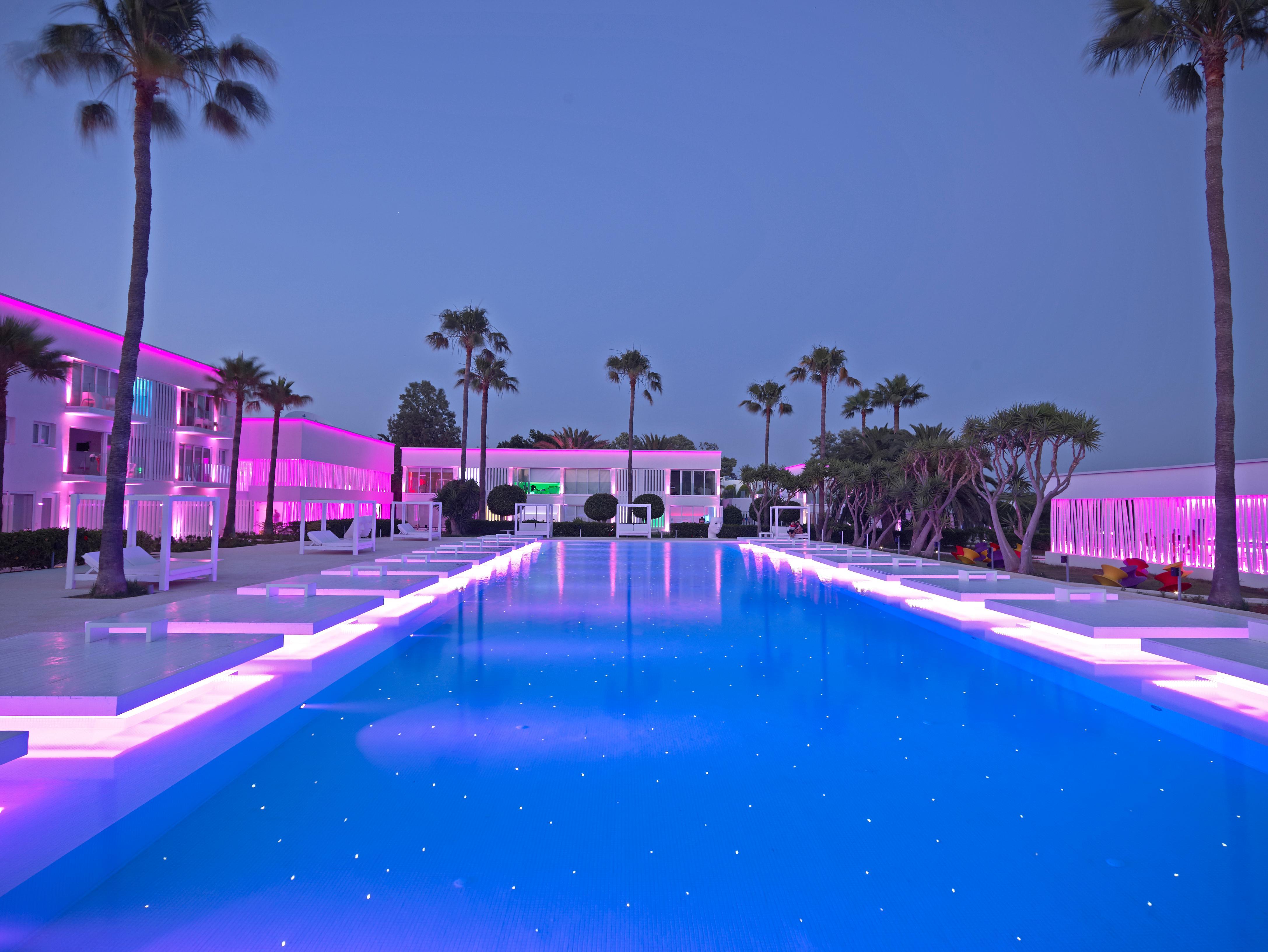 So White Beach Resort Ayia Napa Exteriör bild