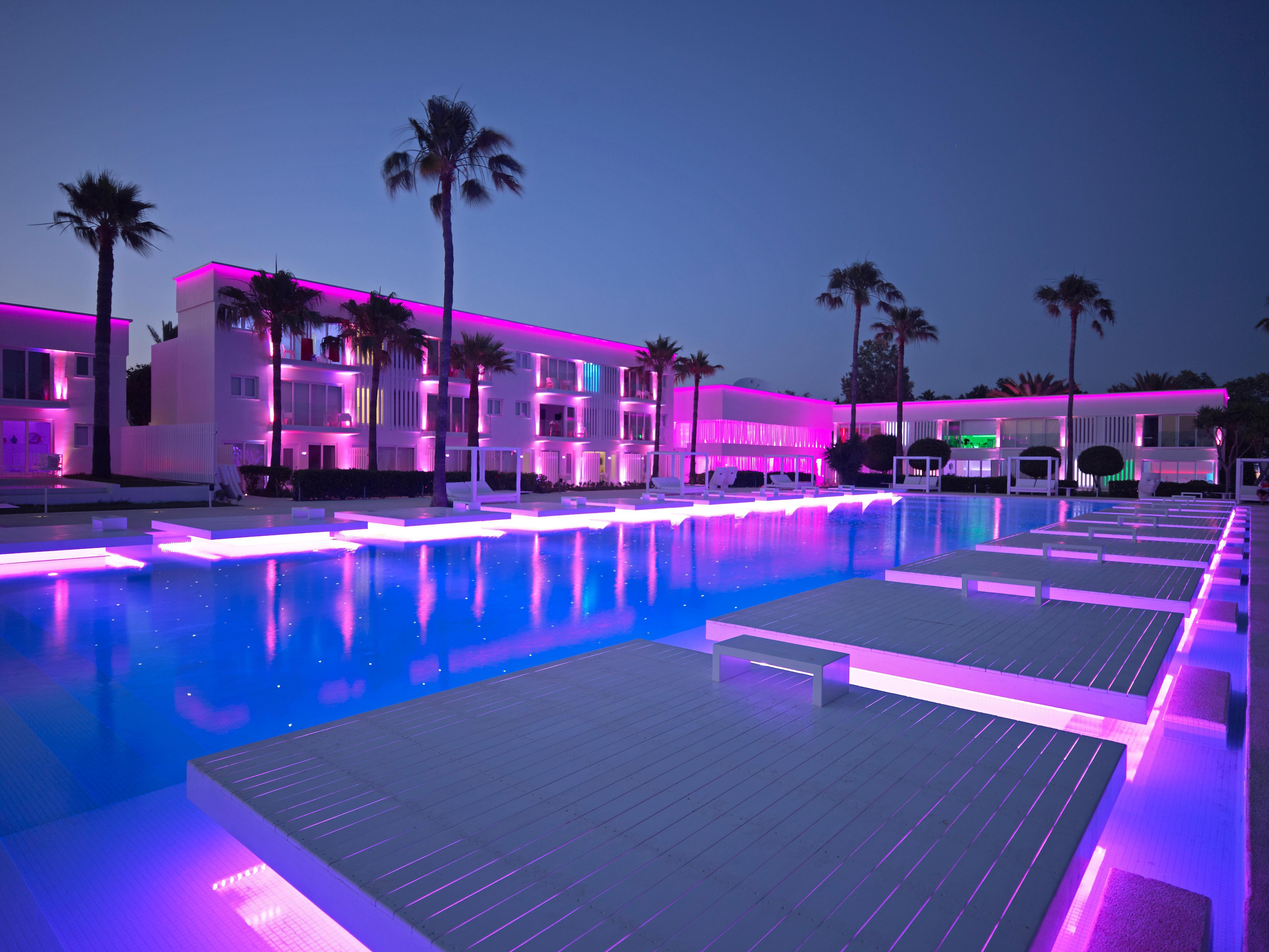 So White Beach Resort Ayia Napa Exteriör bild